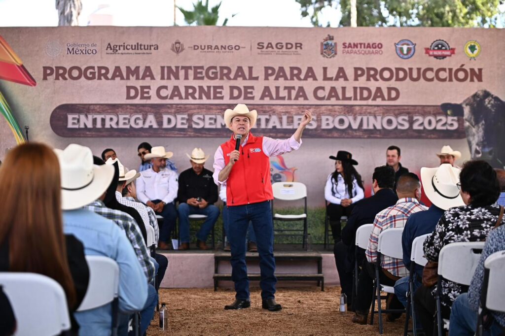 Alcaldes y productores destacan el impulso de Esteban Villegas a la ganadería duranguense con sementales subsidiados y programas de fortalecimiento1