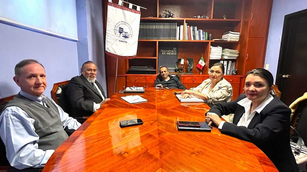 Vecinos y controladores aéreos solicitan a SENEAM incluir a la sociedad en el rediseño de rutas en el Valle de México (1)