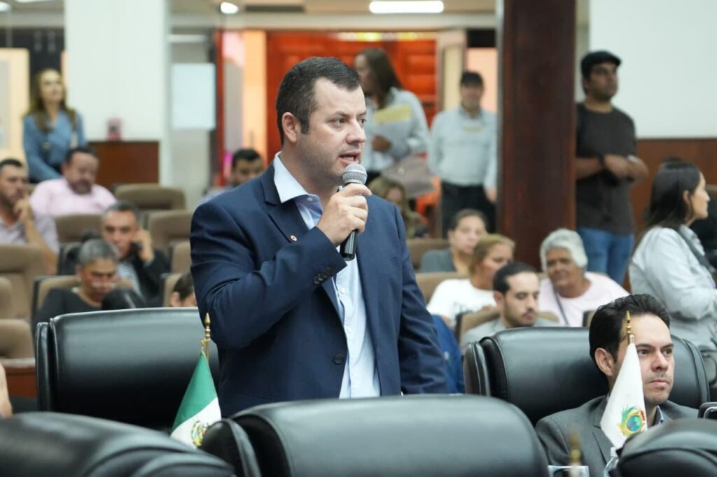 César Rivas