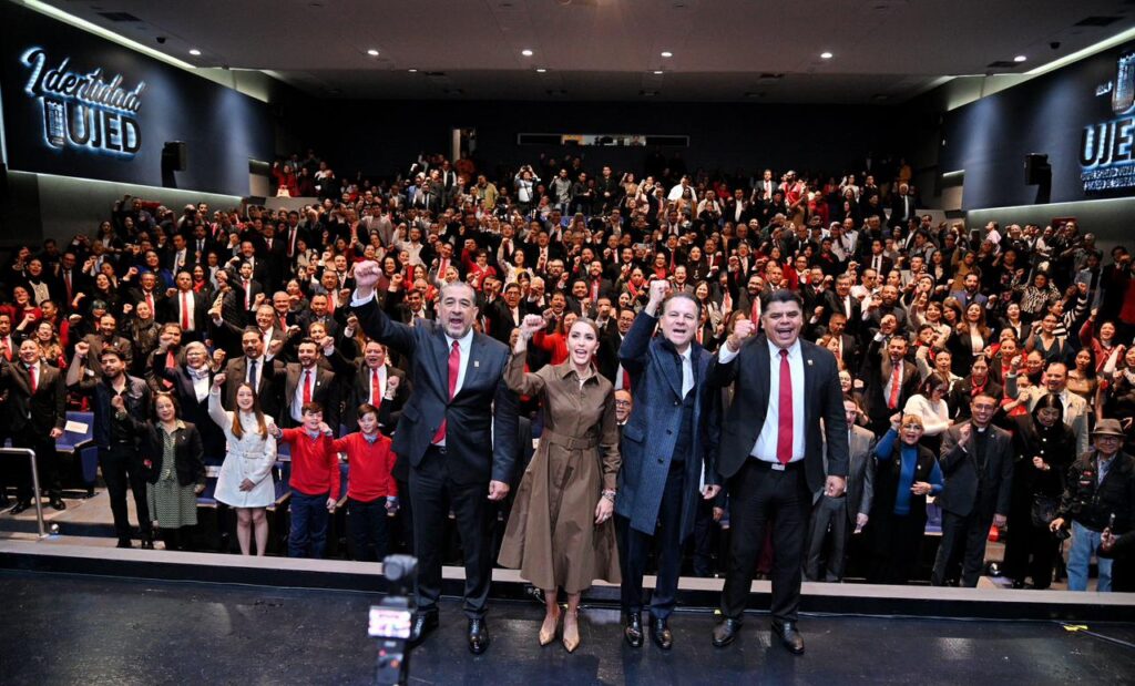 Con respaldo del gobernador Esteban Villegas, Ramón García presenta su Primer Informe y consolida el rumbo de la nueva etapa de la UJED (3)