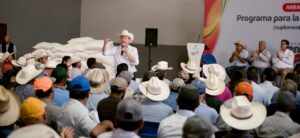 En junio, Esteban fortaleció el campo duranguense e impulsó la infraestructura educativa con más 100 mdp (1)