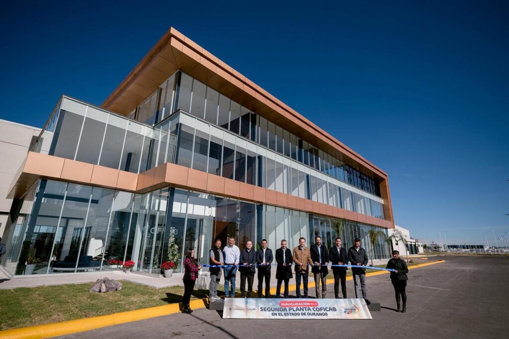 Gobernador Esteban inaugura nueva planta de Coficab II en CLID; anuncia expansión y llegarán a 2 mil empleos (4)