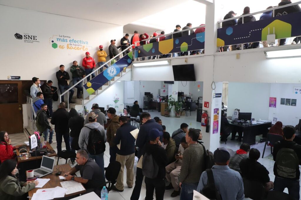Gobierno del Estado vincula a 80 duranguenses con empleos formales en empresa minera de Santiago Papasquiaro 1