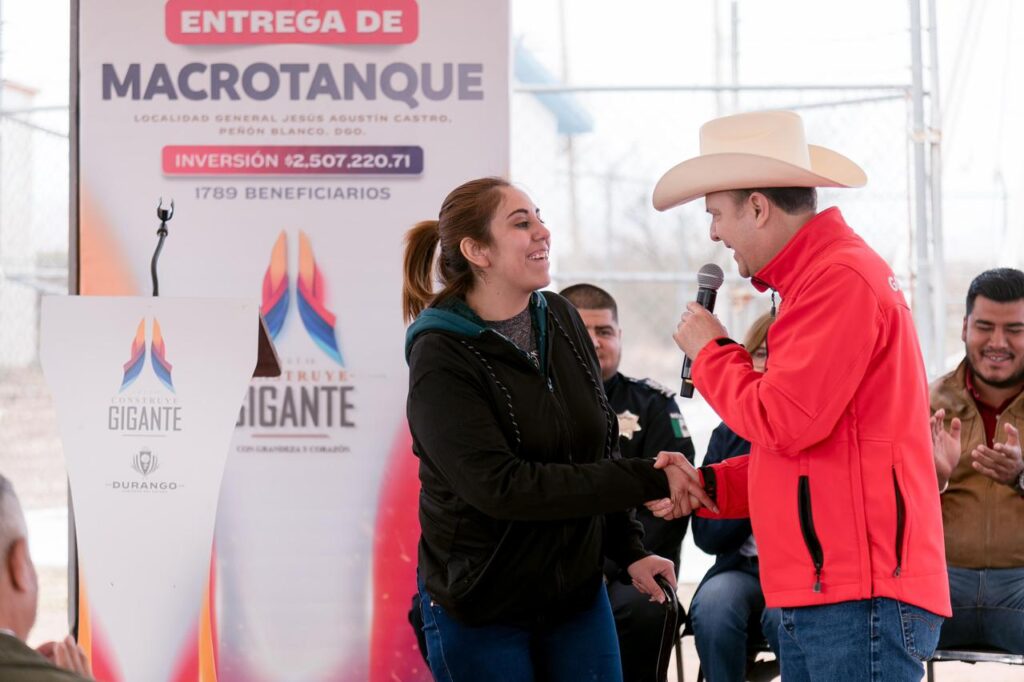 Con lágrimas en los ojos, Yaritza recibe una gran noticia Esteban agenda su cirugía de cadera en el Hospital 450 (1)