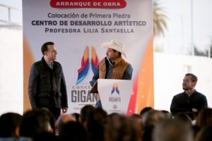Esteban inicia la construcción de la nueva Escuela de la Música Mexicana (2)