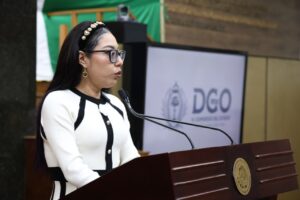 Propone Delia Enríquez permiso escolar por menstruación dolorosa