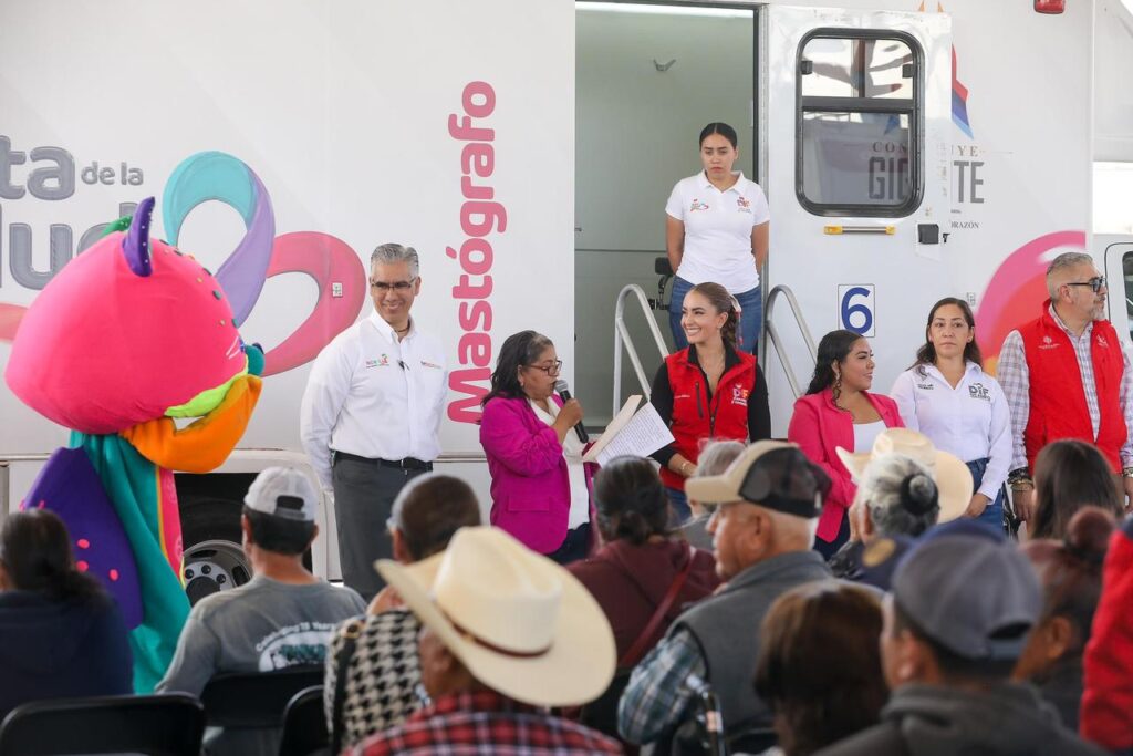 Cumple Marisol Rosso compromiso con Ocampo; lleva Ruta de la Salud y Bebeleche Móvil para atender a las familias (5)