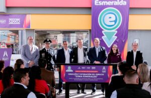 Durango tendrá más de 400 espacios libres de violencia; Gobernador Esteban firma convenio con OXXO en beneficio de las mujeres (4)