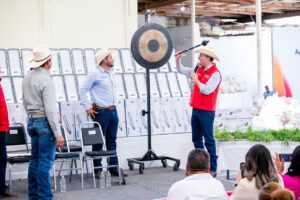 Gobernador Esteban lleva nuevos espacios deportivos, mejor alumbrado y mayor seguridad a Nazas (2)