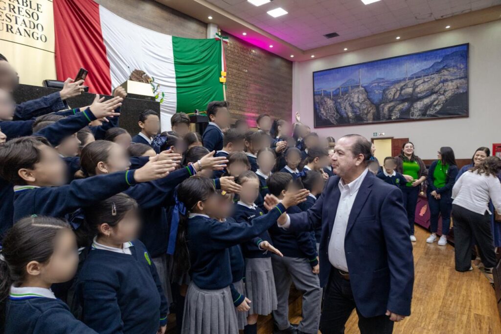 Invita Ernesto Alanís a la niñez a convertirse en diputados infantiles
