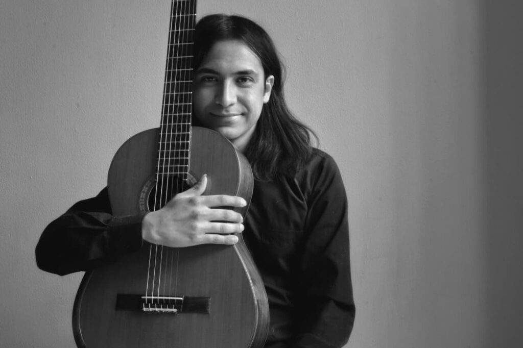 Iván Alberto Millsaps Núñez guitarra clásica 2