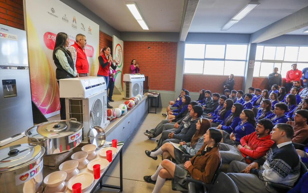 Marisol Rosso fortalece comedor escolar del CECYTE en Las Nieves para apoyar la formación de los estudiantes en Ocampo (5)