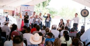 Cumplen Esteban y Susy en Lerdo con pavimentación que mejora la movilidad y la calidad de vida en Villa La Loma (2)