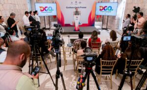 Gobernador Esteban realizará gira de trabajo en China; se reunirá con empresas, firmará inversiones que abrirán nuevas plazas de trabajo en Durango1