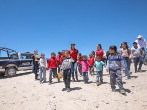 Marisol Rosso celebra el Día del Niño con el Bebeleche Móvil en El Ojito de Camellones, donde nunca había llegado (3)