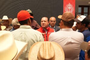 Respalda y atiende Ernesto Alanís exigencia de productores de frijol 3
