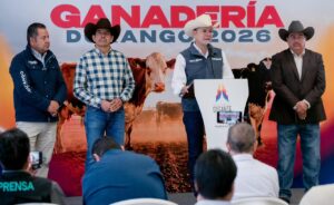 Con inversión federal y estatal, entregan mil 200 sementales bovinos para mejorar la genética del ganado duranguense 1