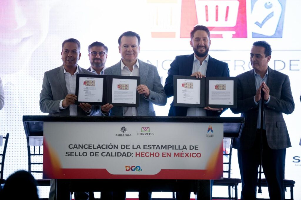 Gobernador Esteban abre más oportunidades para que pequeños negocios duranguenses lleven sus productos a grandes cadenas en Encuentro de Negocios (5)