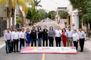 Gobernador Esteban anuncia pavimentación de 200 calles para Gómez Palacio y Lerdo; entrega calle nueva esperada por años por las familias (1)