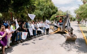 Inicia renovación del Parque Victoria en Lerdo; familias contarán con nueva cancha, juegos infantiles, bancas y espacios iluminados para convivir (5)