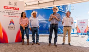 Más de 5 mil habitantes de Guadalupe Victoria tendrán mejor servicio de agua con la entrega del nuevo macrotanque (4)