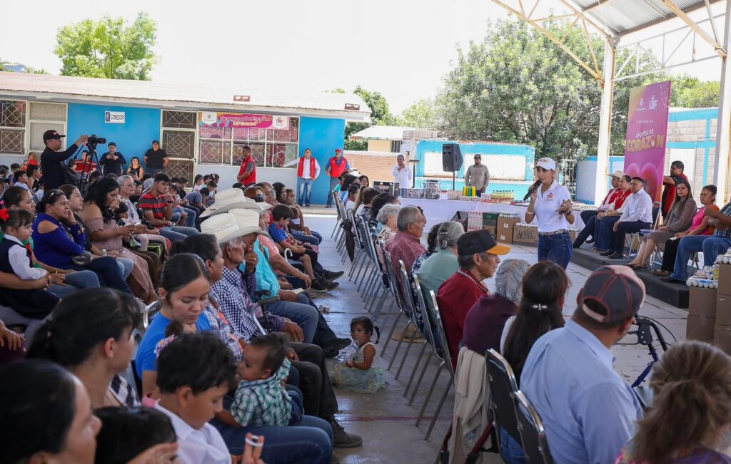 Mejora la alimentación de niñas y niños en San Luis del Cordero; Marisol Rosso equipa el comedor escolar y entrega apoyos alimentarios (3)