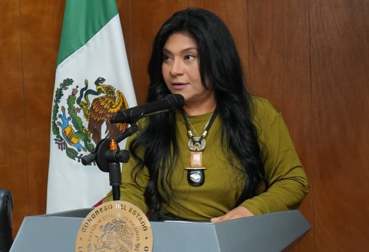 NADÍA 16