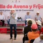 Frijol, avena y suplemento llegan a tiempo para que productores de Cuauhtémoc aprovechen la temporada; reconocen que mejoran su producción (3)