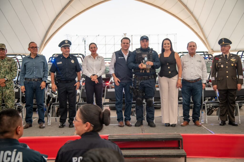 Con 57 nuevas patrullas y equipamiento para La Laguna, Durango sigue siendo uno de los estados más seguros del país (3)