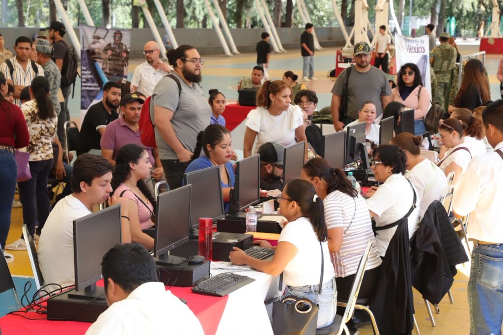 Gobierno del Estado invita a jóvenes a la Feria Nacional de Empleo 2026 con más de 900 vacantes disponibles en Durango y Laguna (5)