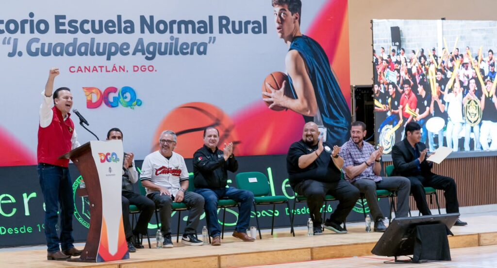 La Normal de Aguilera estrena gimnasio-auditorio rumbo a su centenario (5)
