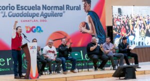 La Normal de Aguilera estrena gimnasio-auditorio rumbo a su centenario (5)