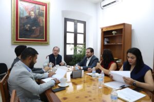 Revisa Ernesto Alanís funcionamiento administrativo del Poder Legislativo 2