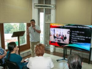 Sergio Sánchez Carrasco presentó sus obras en la charla “El Abogado de las Estrellas y Periodistas” 3