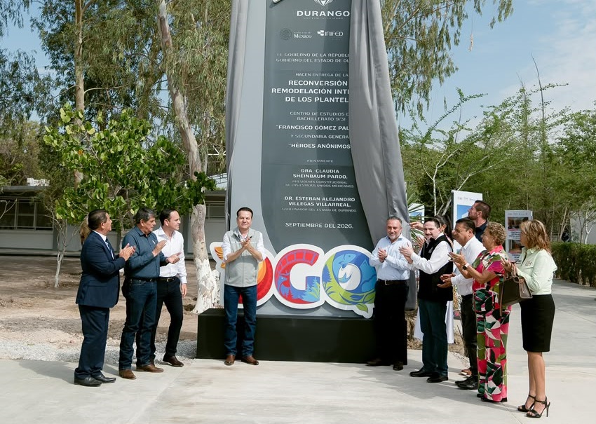El gobernador Esteban inaugura una obra más rescata y renueva la secundaria Héroes Anónimos y pone en marcha el bachillerato Francisco Gómez Palacio (12)