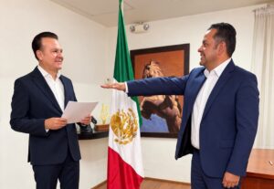 Esteban Villegas toma protesta a Juan Jaciel Chacón Bueno como titular de SECOPE 1