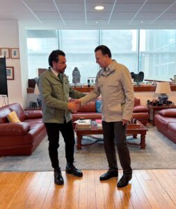 Gobernador Esteban Villegas se reúne con Zoé Robledo para dar seguimiento al caso del Hospital del IMSS, con transparencia, sensibilidad y acompañamiento