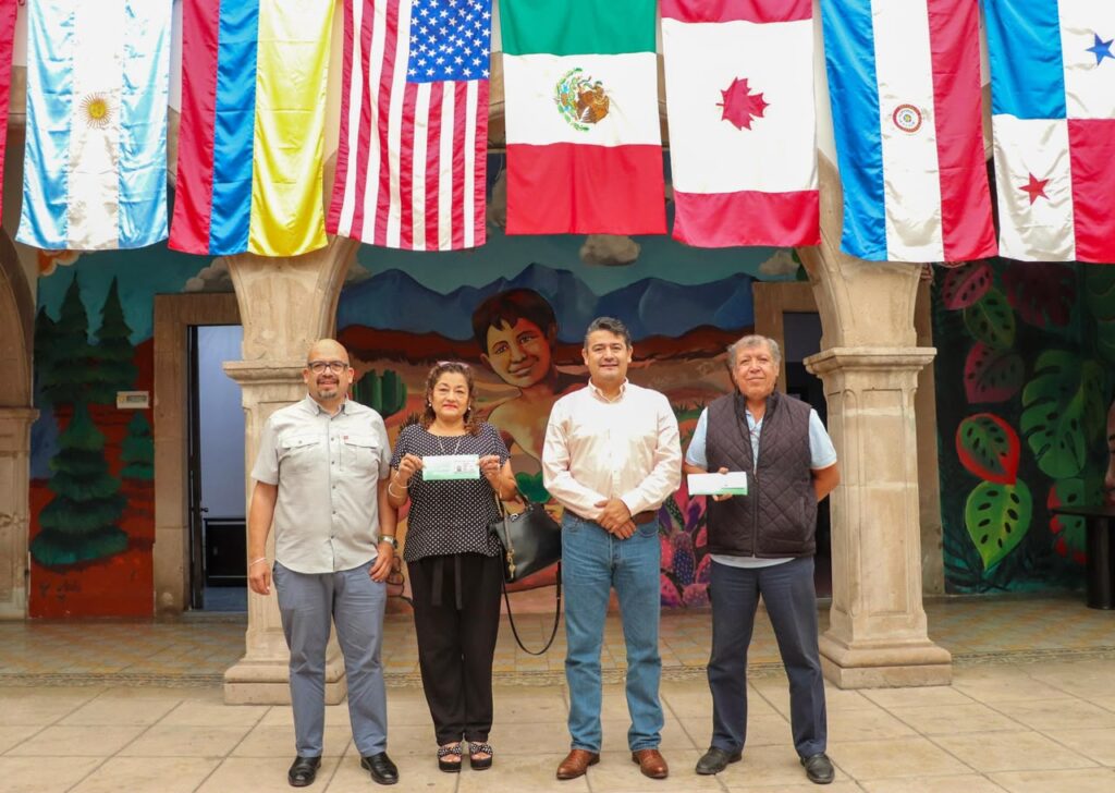 Gobierno del Estado reúne a familias que viven en Estados Unidos, con apoyo y orientación para obtener su visa