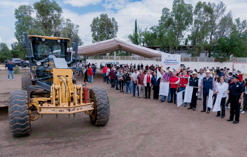 Guadalupe Victoria tendrá nuevo estadio de fútbol; Esteban Villegas inicia obra para fomentar el deporte entre niños, jóvenes y adultos (5)