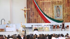 Primer Congreso de la Palabra de Dios reúne a más de mil fieles en Durango (5)