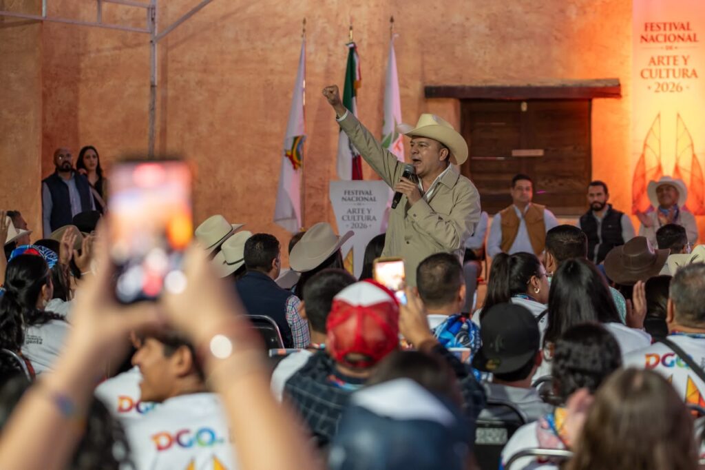 Invita Gobernador Esteban a jóvenes de México a perseguir sus sueños y desarrollar su talento en el Festival Nacional de Arte y Cultura de los CECyTE (6)