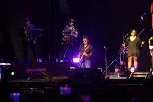Kalimba reúne a más de ocho mil personas en el arranque del Festival Revueltas 2026 (5)