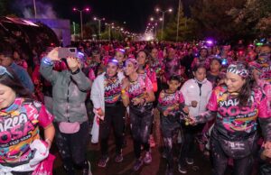 Sigue rompiendo récord Marea Rosa 2026 reúne más de 14 mil corazones y recauda un millón 300 mil pesos para combatir el cáncer de mama (20)